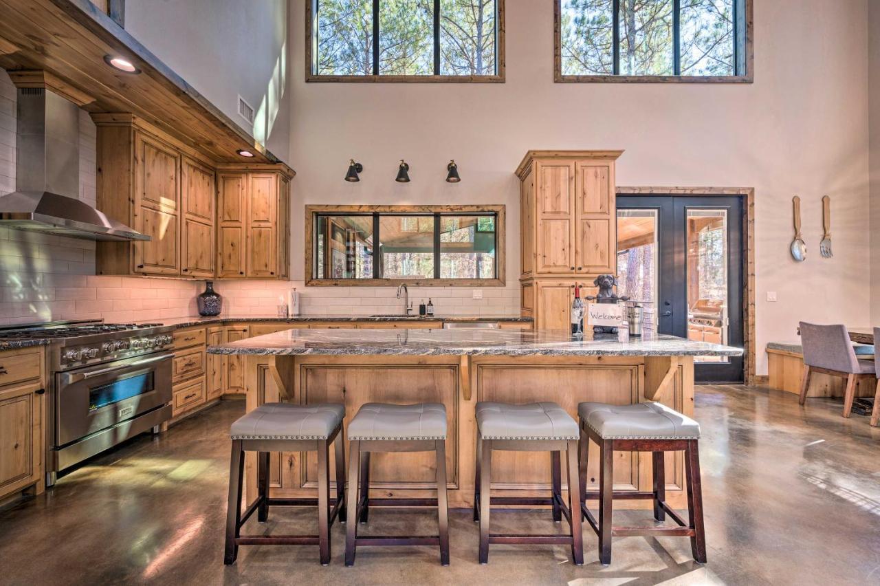 Broken Bow Lazy Dog Lodge With Hot Tub, Pool Table Εξωτερικό φωτογραφία