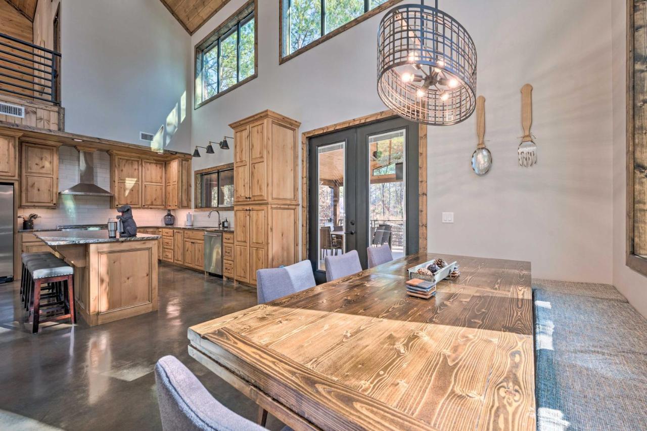 Broken Bow Lazy Dog Lodge With Hot Tub, Pool Table Εξωτερικό φωτογραφία