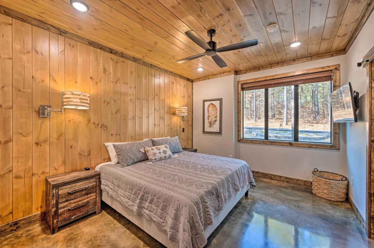 Broken Bow Lazy Dog Lodge With Hot Tub, Pool Table Εξωτερικό φωτογραφία